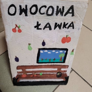 pokaż obrazek - Owocowa ławeczka