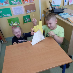 pokaż obrazek - Przyjaciele wróbelka Elemelka
