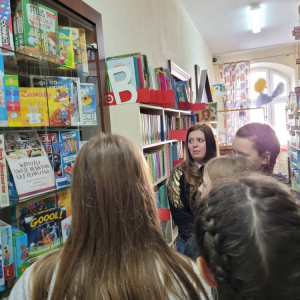 pokaż obrazek - Wizyta w bibliotece
