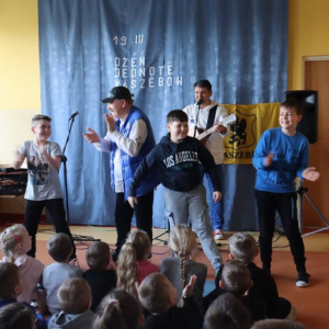 pokaż obrazek - Koncert