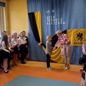 pokaż obrazek - Wręczenie dyplomów