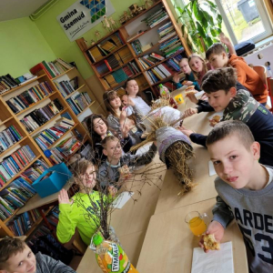 pokaż obrazek - Obchody pierwszego dnia wiosny