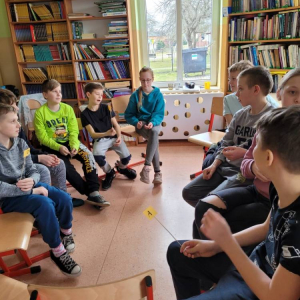 pokaż obrazek - Obchody pierwszego dnia wiosny