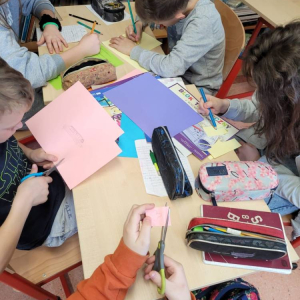 pokaż obrazek - Uczniowie wymyślają niesamowite historie