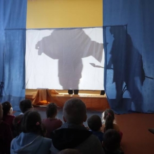 pokaż obrazek - Droga krzyżowa w formie teatru cieni