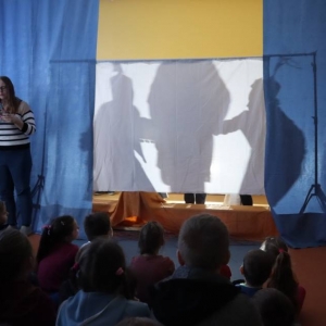 pokaż obrazek - Droga krzyżowa w formie teatru cieni
