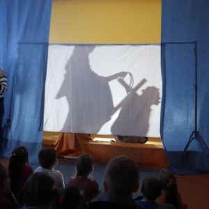 pokaż obrazek - Droga krzyżowa w formie teatru cieni