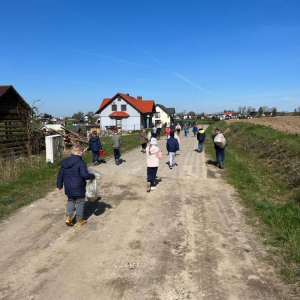 pokaż obrazek - Akcja sprzątania Częstkowa