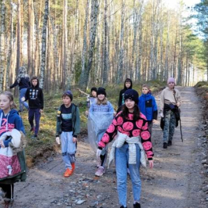 pokaż obrazek - Akcja sprzątania Częstkowa