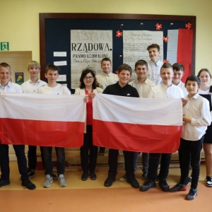 pokaż obrazek - Dzień Flagi Rzeczypospolitej Polskiej 