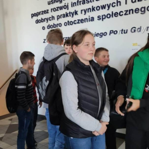 pokaż obrazek -  Wyjazd na spektakl „Chłopcy z Placu Broni” 