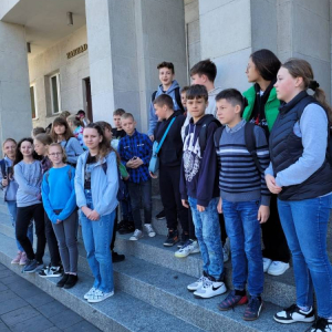 pokaż obrazek -  Wyjazd na spektakl „Chłopcy z Placu Broni”