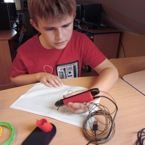 pokaż obrazek - Praca z długopisami 3D