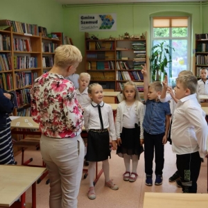 pokaż obrazek - Pasowanie na czytelnika