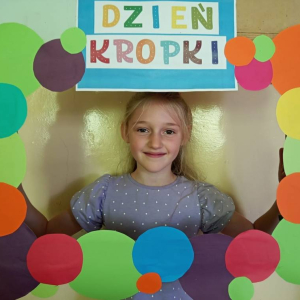 pokaż obrazek - Międzynarodowy Dzień Kropki w oddziale przedszkolnym