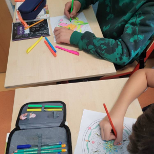 pokaż obrazek -  Międzynarodowy Dzień Kropki na języku polskim