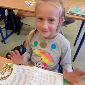pokaż obrazek - Międzynarodowy Dzień Kropki w klasie 1 i 2 