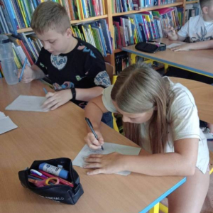 pokaż obrazek -  Zabawy integracyjne w klasie V