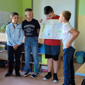 pokaż obrazek - Prezentacja zadań zespołowych na lekcji języka polskiego