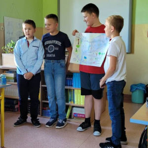 pokaż obrazek - Prezentacja zadań zespołowych na lekcji języka polskiego