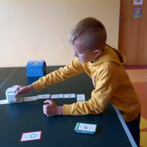 pokaż obrazek - Zajęcia z GeniBotami w klasie II