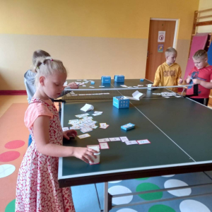 pokaż obrazek - Zajęcia z GeniBotami w klasie II