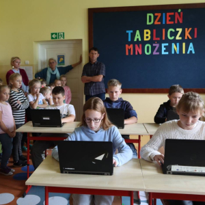 pokaż obrazek - Szkolny Dzień Tabliczki Mnożenia