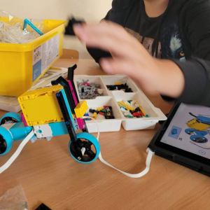 pokaż obrazek -  Zajęcia z klockami Lego Education Spike Prime