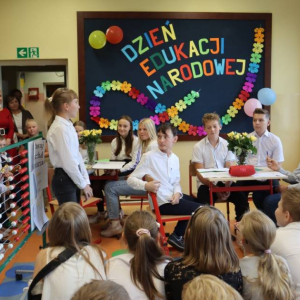 pokaż obrazek - Dzień Edukacji Narodowej 
