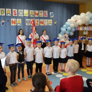 pokaż obrazek - Ślubowanie i pasowanie na ucznia