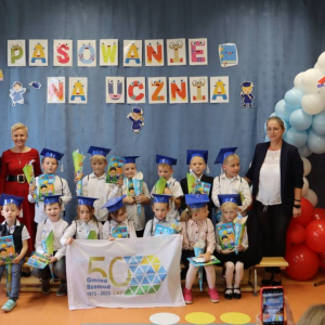 pokaż obrazek - Ślubowanie i pasowanie na ucznia