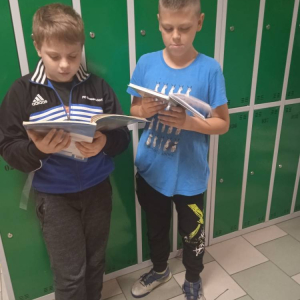 pokaż obrazek - Czytamy na przerwie