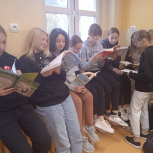 pokaż obrazek - Czytamy na przerwie