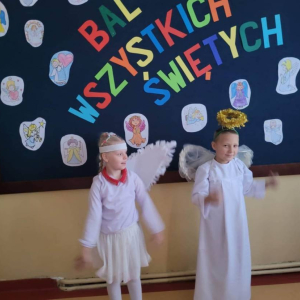 pokaż obrazek - Bal Wszystkich Świętych