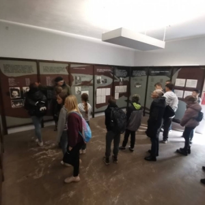 pokaż obrazek - Wizyta w Muzeum Stutthof w Sztutowie 