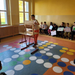 pokaż obrazek - Historia szpaka Mateusza - teatrzyk kamishibai 
