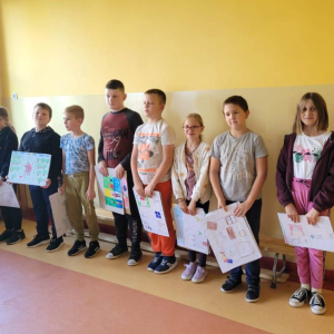 pokaż obrazek - Historia szpaka Mateusza - teatrzyk kamishibai 