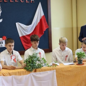 pokaż obrazek - Szkolne obchody Narodowego Święta Niepodległości