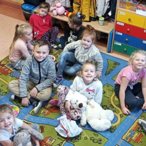 pokaż obrazek -  25 listopada – Światowy Dzień Pluszowego Misia