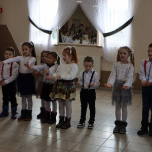 pokaż obrazek - Dzień Babci i Dziadka 