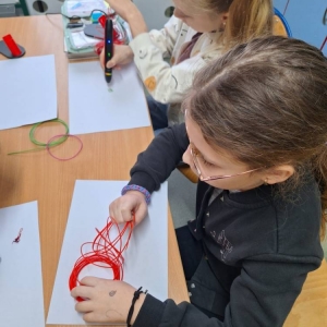 pokaż obrazek - Zajęcia rozwijające z długopisami 3D